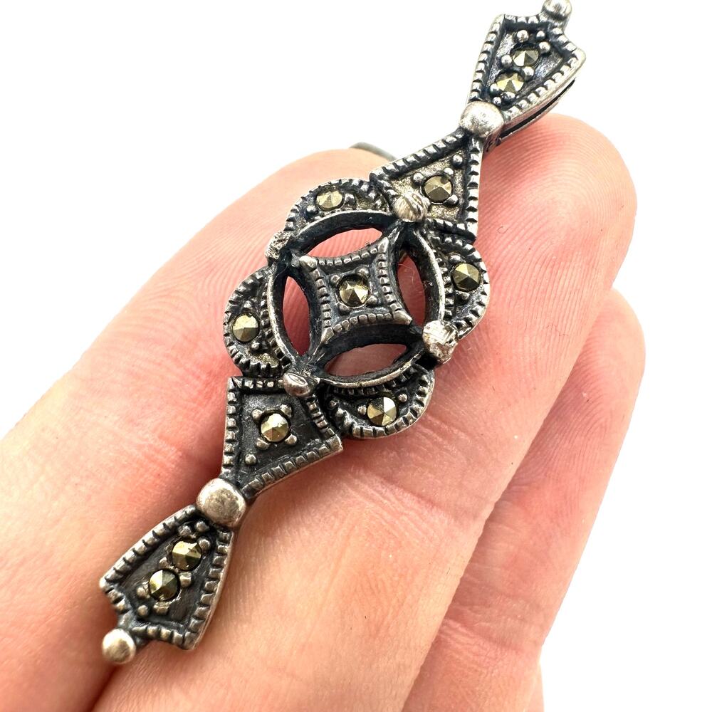 Vintage 925 sterling silver genuine marcasite bar pin brooch 4.87 grams